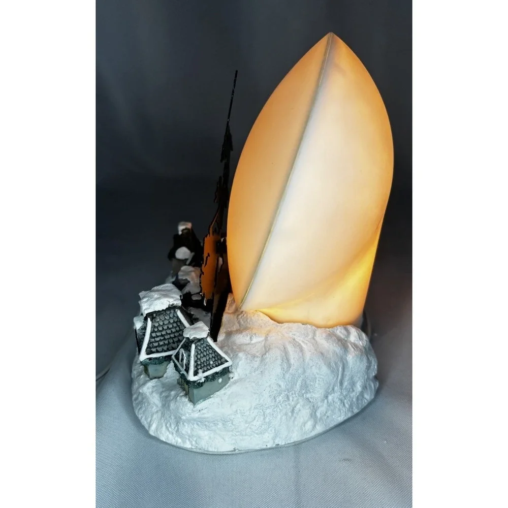 Vintage Shadowcaster Night Light Gift Innovations Santa w/ Moon Christmas